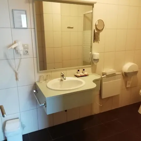 Batthyany Kuria 4*