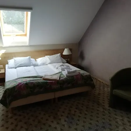 Batthyany Kuria فندق 4*