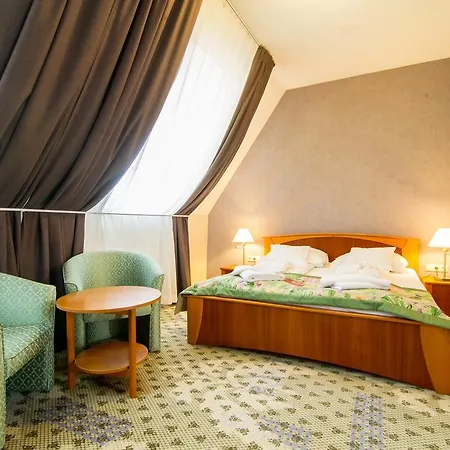 Hotell Batthyany Kuria Zalacsány