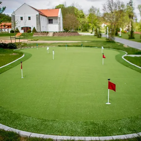 Batthyany Kuria Zalacsány